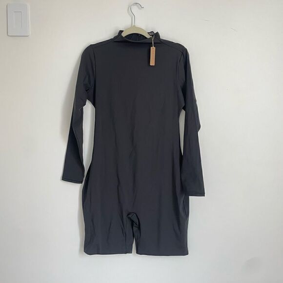 NWT SKIMS ALL-IN-ONE LONG SLEEVE MID THIGH ONESIE - Picture 11 of 12